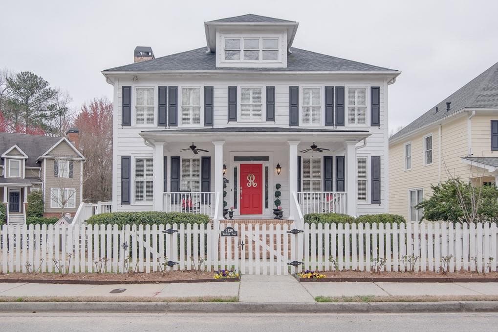 4 bedroom, 3 bathroom, 2,312 sq ft single family residence sold at 2139 Whittier Place, Atlanta, GA 30318