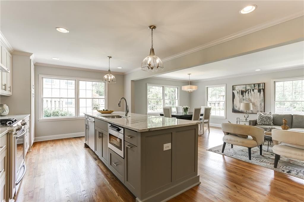 4347 Huntington Circle, Dunwoody, GA 30338 — most recent listing photo
