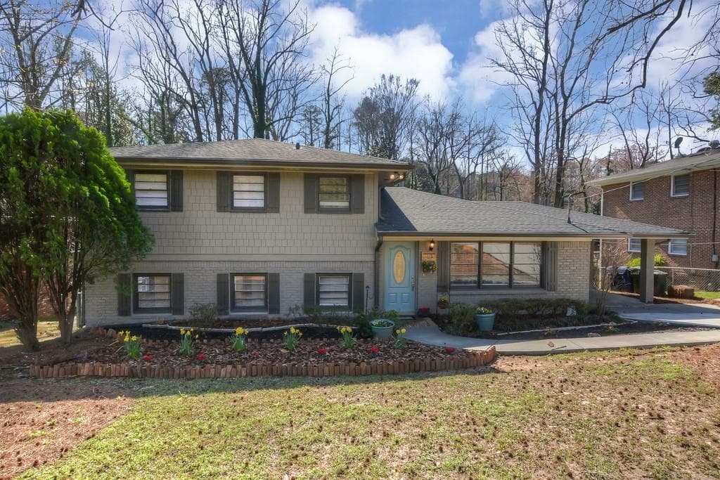 4 bedroom, 2 bathroom, 1,961 sq ft single family residence sold at 993 HILBURN Drive, Atlanta, GA 30316