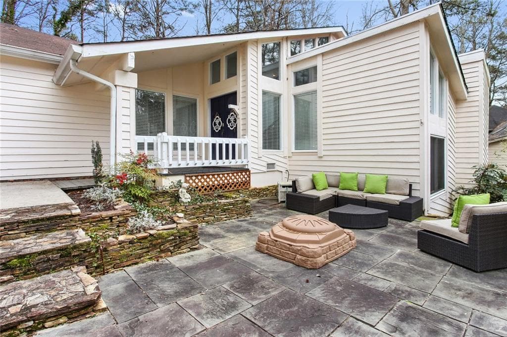 3 bedroom, 3 bathroom, 2,669 sq ft single family residence sold at 4380 Wood Creek Drive, Marietta, GA 30062