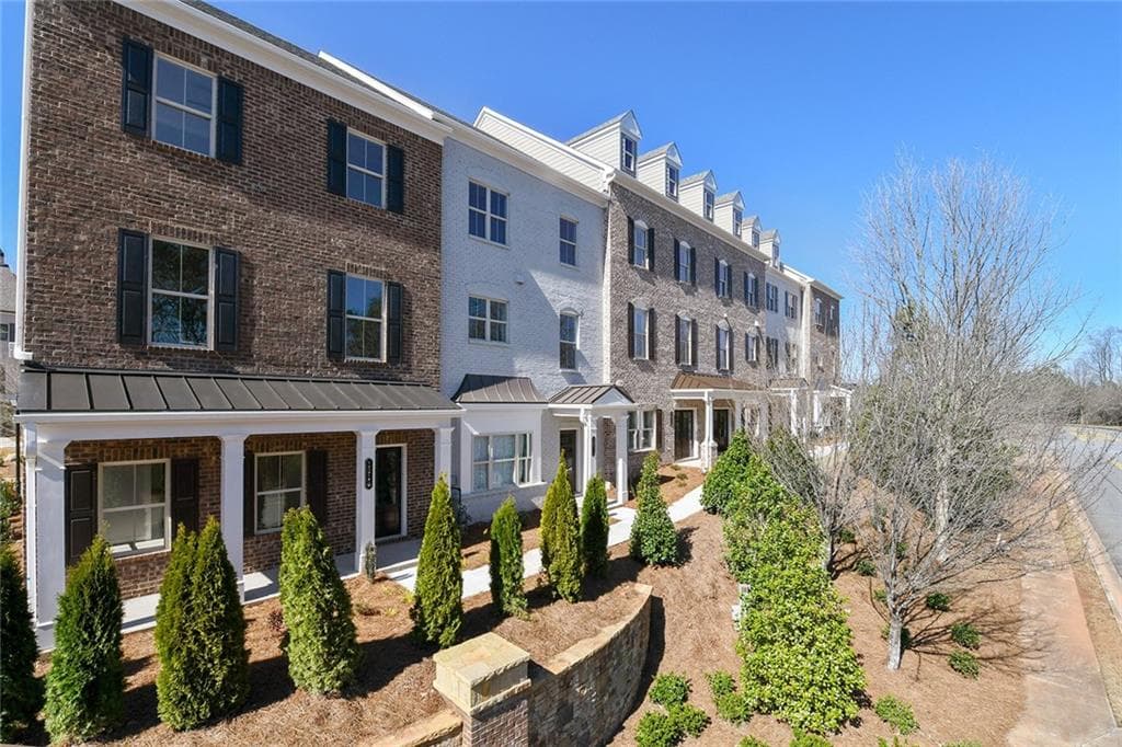 1918 Forte Lane, Alpharetta, GA 30009 — most recent listing photo