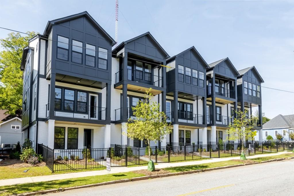 1704 Edgehill Manor, Atlanta, GA 30317 — most recent listing photo