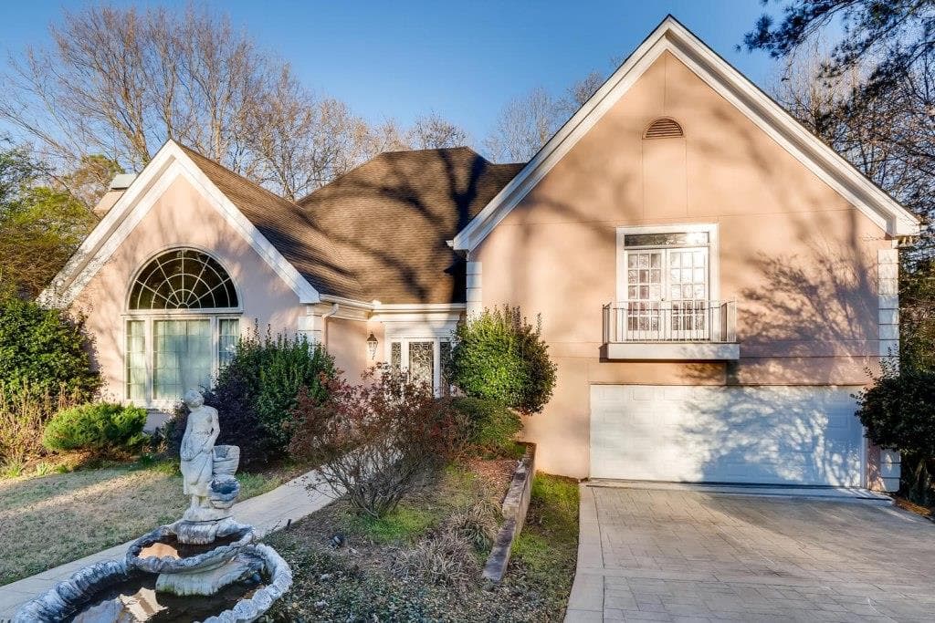 920 Manchester Place, Sandy Springs, GA 30328 — most recent listing photo