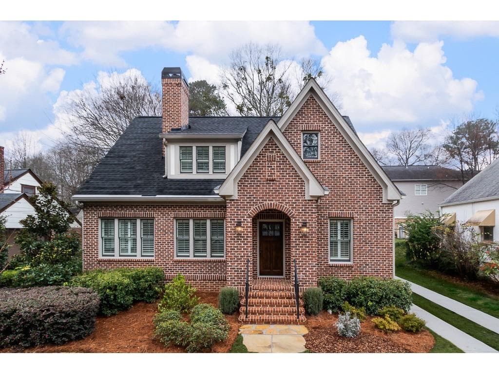 315 Missionary Drive, Decatur, GA 30030 — most recent listing photo
