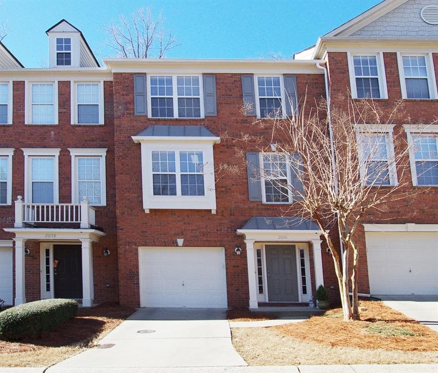 2056 Merrimont Way 2056, Roswell, GA 30075 — most recent listing photo