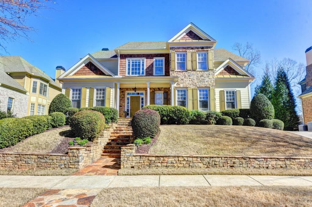 6 bedroom, 6 bathroom, 5,436 sq ft single family residence sold at 5039 Tarry Glen Drive, Suwanee, GA 30024