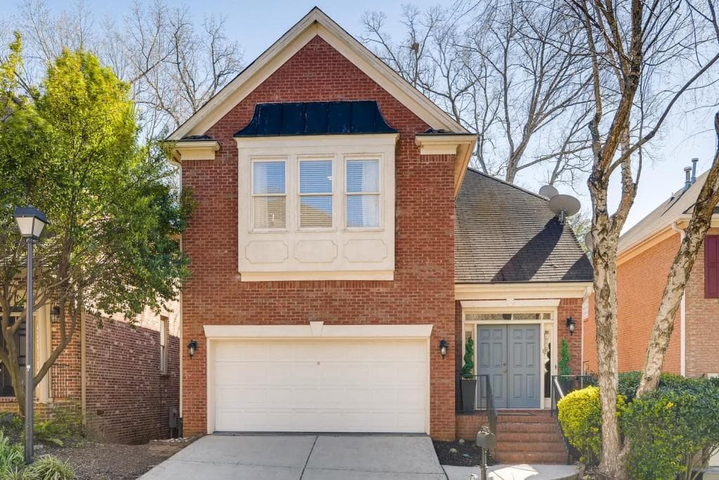2522 Manor Walk, Decatur, GA 30030 — most recent listing photo