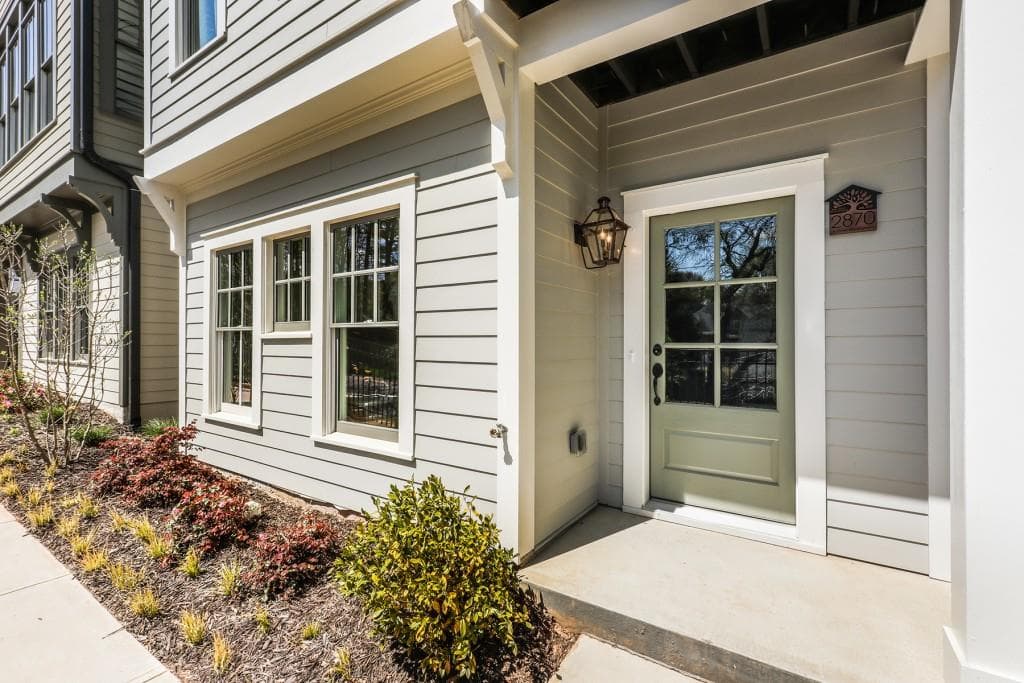 3 bedroom, 4 bathroom, 2,060 sq ft single family residence sold at 2870 Haven Lane, Decatur, GA 30030