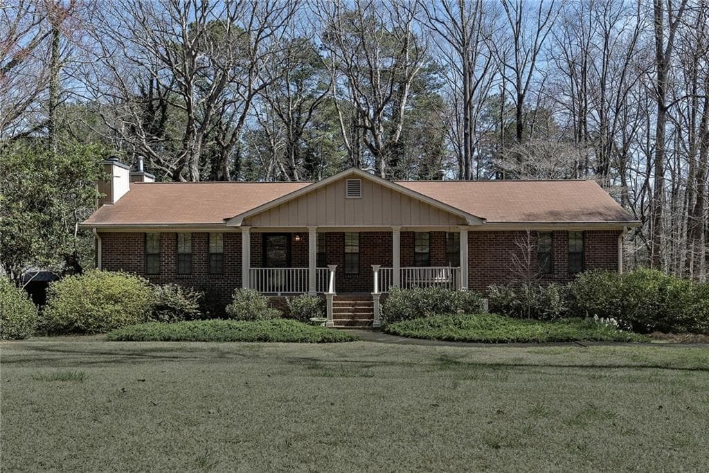 4 bedroom, 3 bathroom single family residence sold at 4475 Gann Crossing, Smyrna, GA 30082
