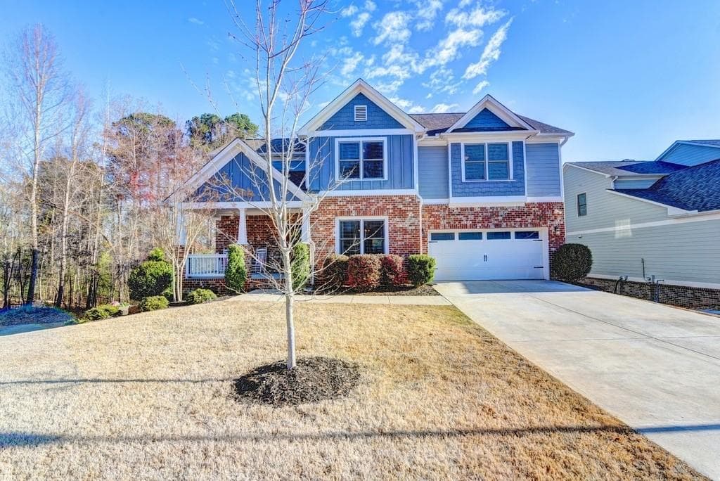 4 bedroom, 3 bathroom, 2,868 sq ft single family residence sold at 3332 HOLLY GLEN Drive, Dacula, GA 30019