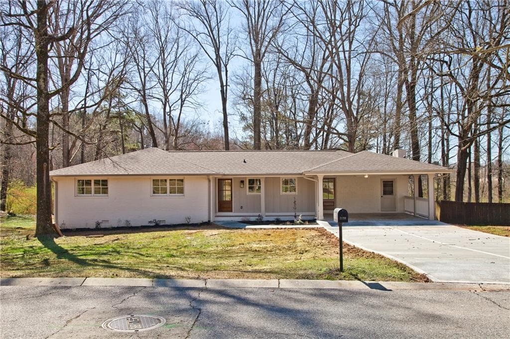 4304 Lake Laurel Drive, Smyrna, GA 30082 — most recent listing photo