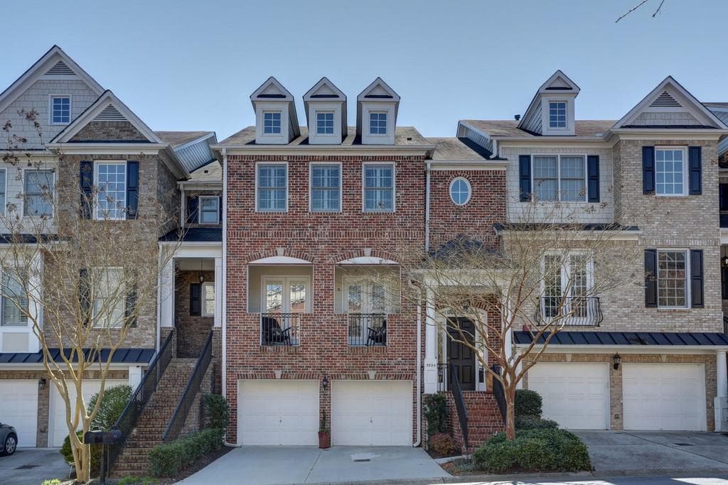 3 bedroom, 4 bathroom, 3,688 sq ft townhouse sold at 5824 RIVERSTONE Circle, Atlanta, GA 30339