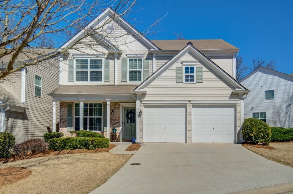 3 bedroom, 3 bathroom, 1,974 sq ft townhouse sold at 926 Wendlebury Court, Alpharetta, GA 30004