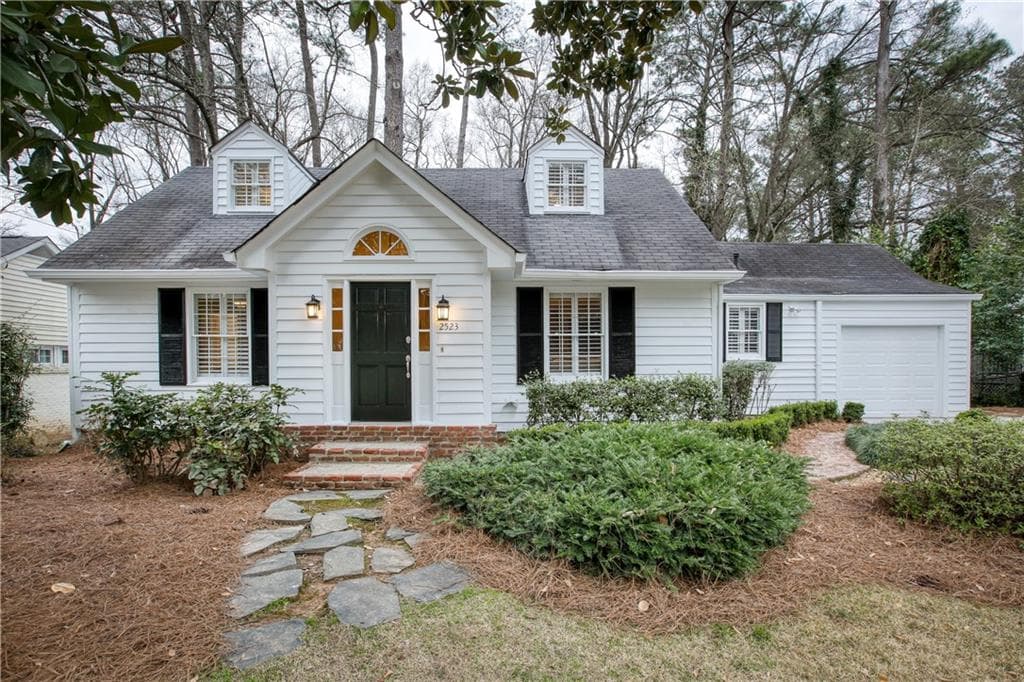 3 bedroom, 3 bathroom, 1,820 sq ft single family residence sold at 2523 Ridgewood Road, Atlanta, GA 30318
