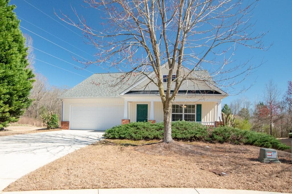 138 Clubhouse Drive, Jefferson, GA 30549 — most recent listing photo