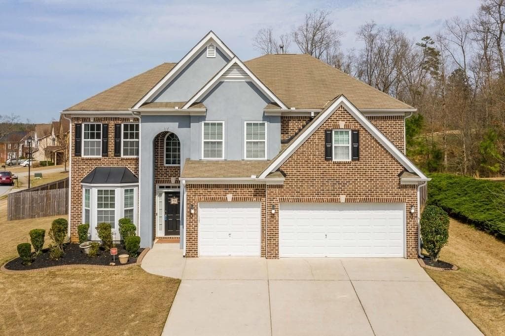 4 bedroom, 4 bathroom, 3,242 sq ft single family residence sold at 4950 Lake Field Drive, Douglasville, GA 30135