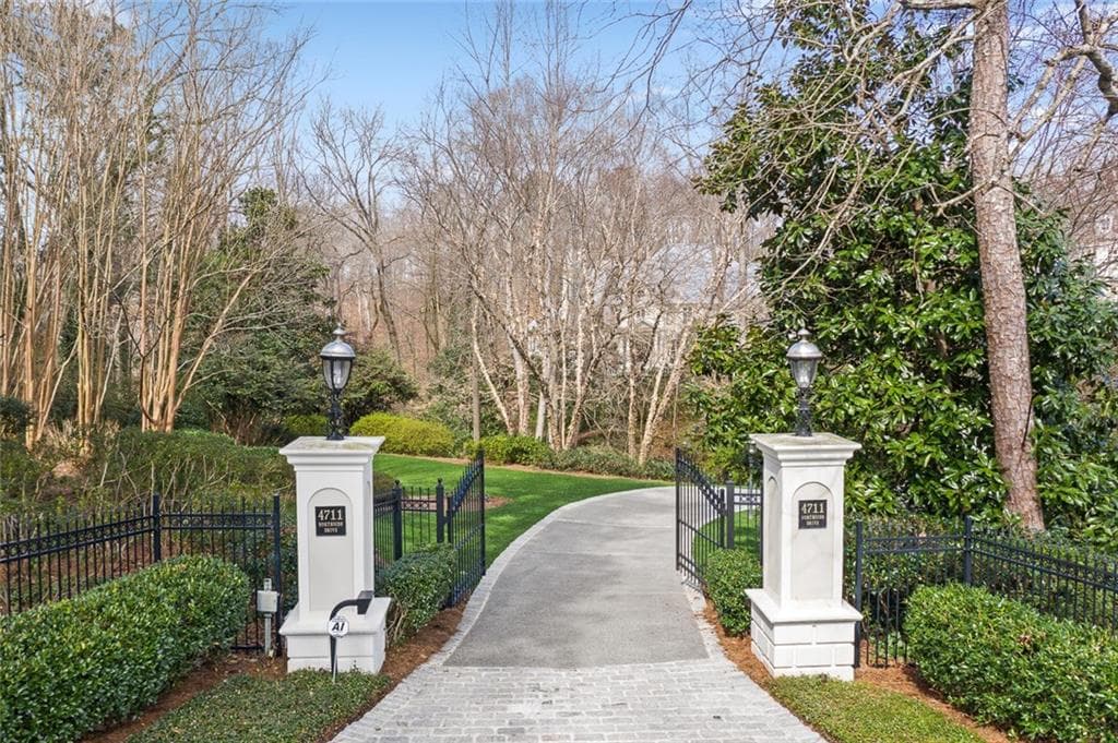 4711 Northside Drive, Sandy Springs, GA 30327 — most recent listing photo