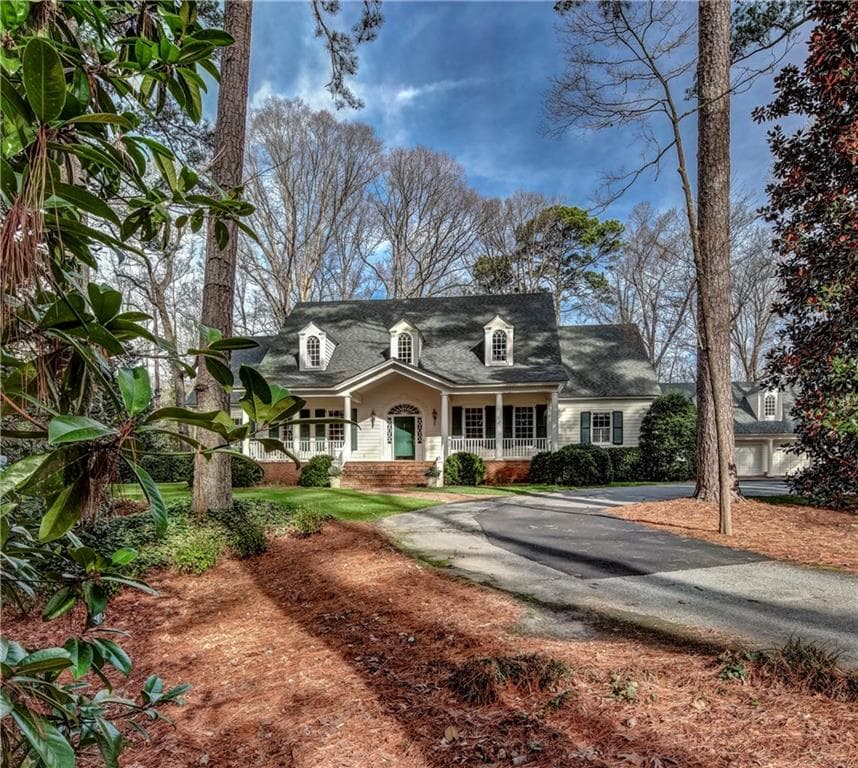 6 bedroom, 6 bathroom single family residence sold at 1485 Moores Mill Road, Atlanta, GA 30327