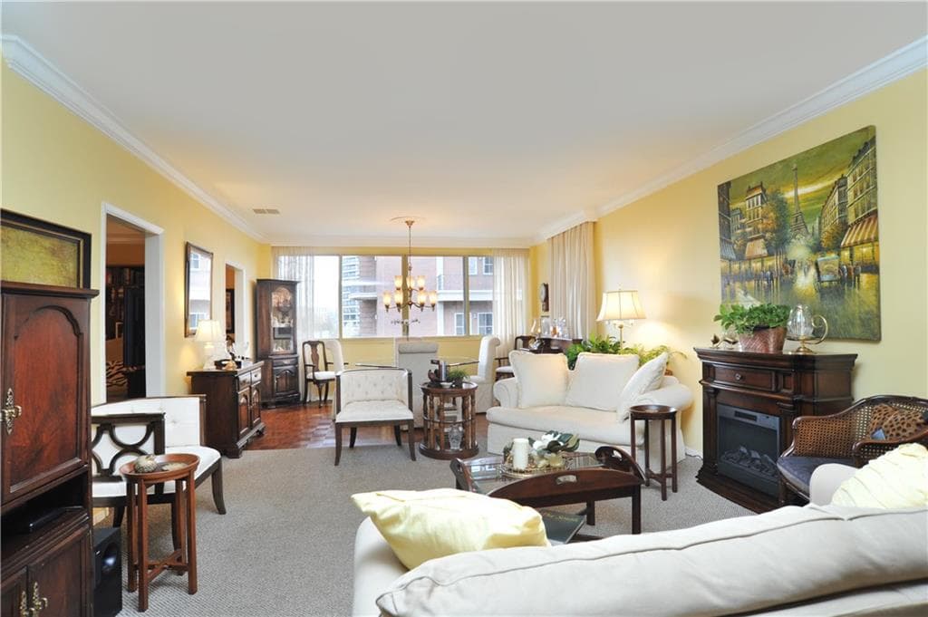 2734 Peachtree Road A403, Atlanta, GA 30305 — most recent listing photo