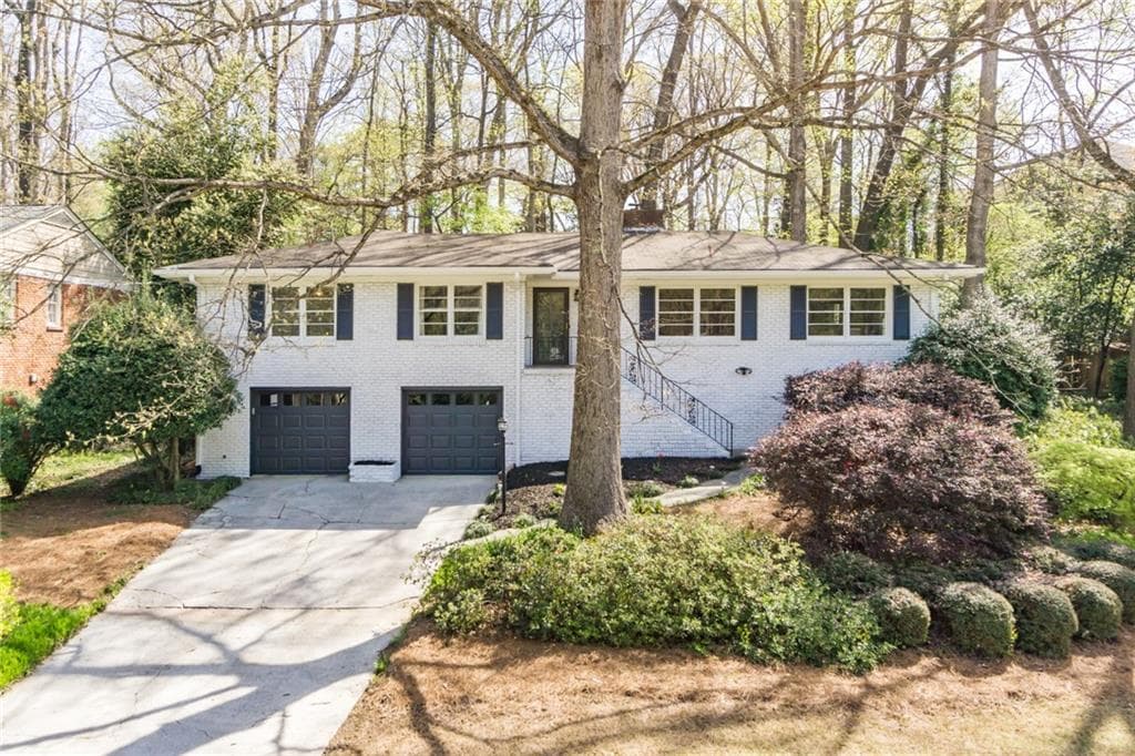 3 bedroom, 2 bathroom, 2,578 sq ft single family residence sold at 5595 Sherrell Drive, Atlanta, GA 30342