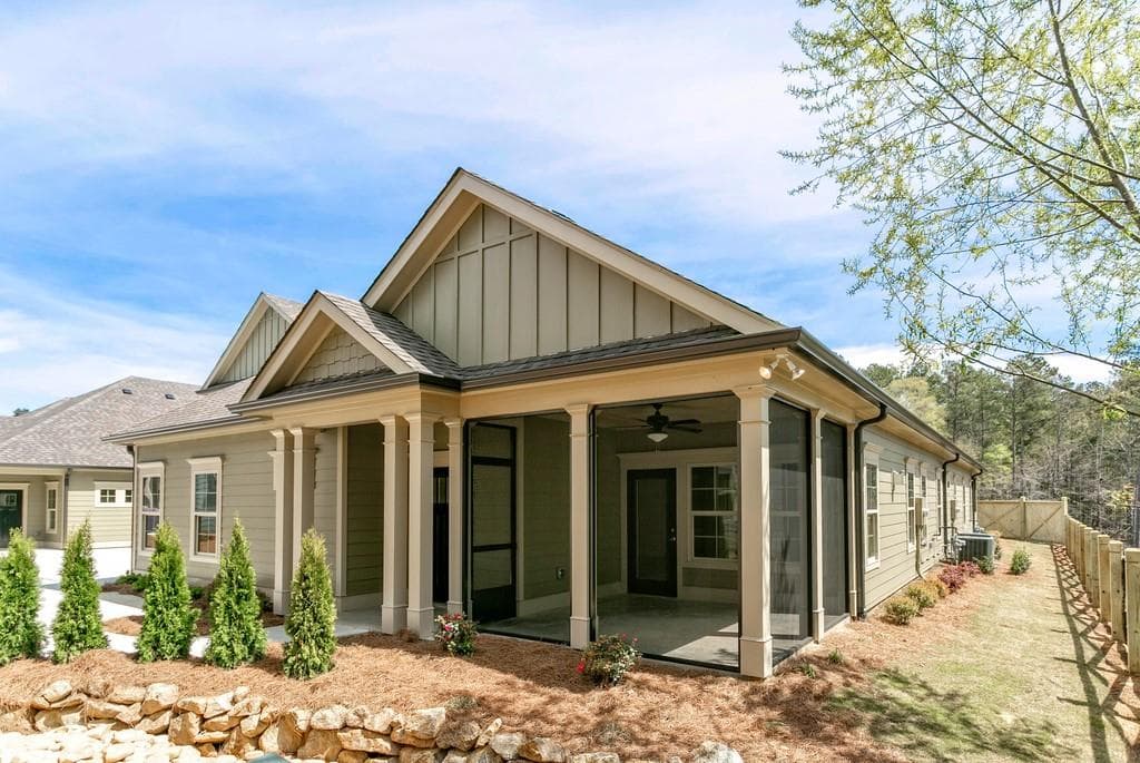 3 bedroom, 2 bathroom, 2,200 sq ft townhouse sold at 99 Cedarcrest Village Lane, Acworth, GA 30101