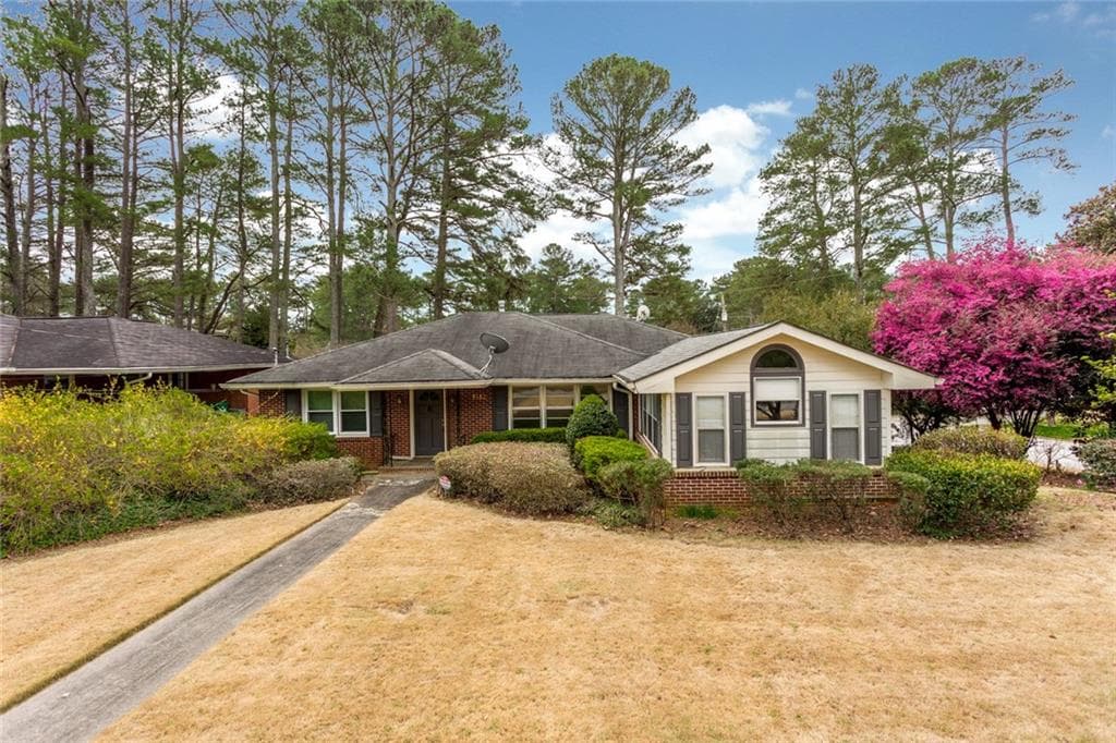 3 bedroom, 2 bathroom, 1,841 sq ft single family residence sold at 1512 Knollwood Terrace, Decatur, GA 30033