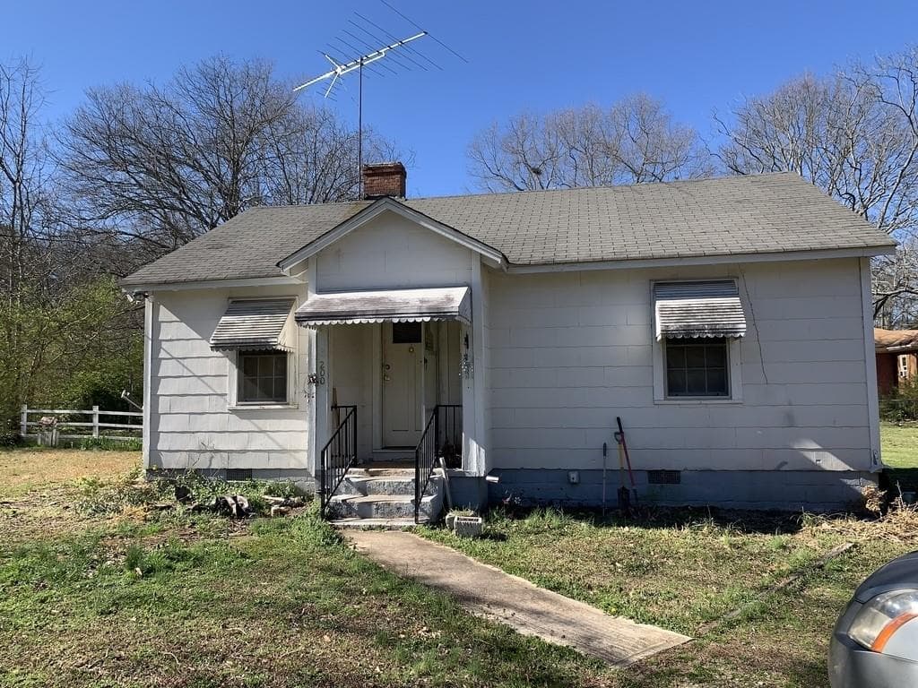 200 Martin Luther King Jr. Drive, Winder, GA 30680 — most recent listing photo