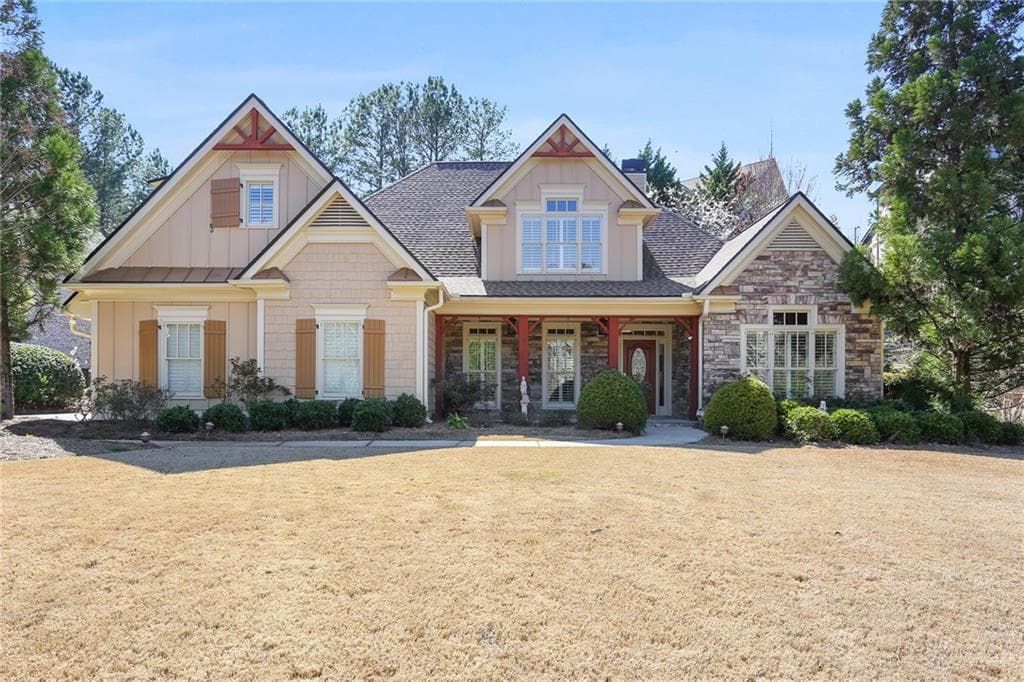 5 bedroom, 4 bathroom, 3,135 sq ft single family residence sold at 100 Fernwood Drive, Woodstock, GA 30188