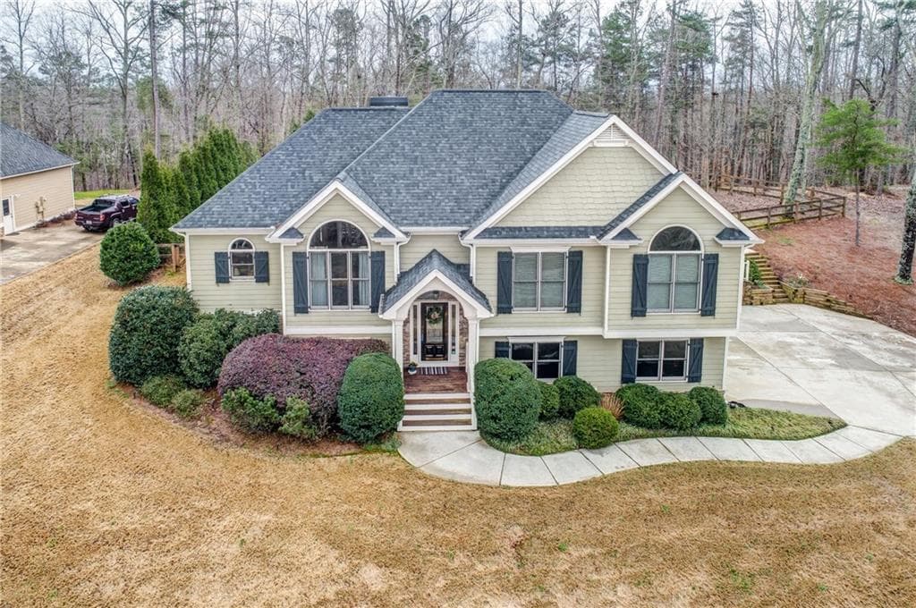 202 Amberleigh Circle, White, GA 30184 — most recent listing photo