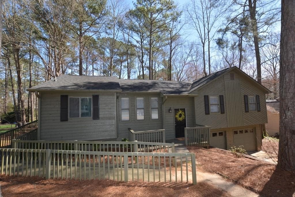 3 bedroom, 2 bathroom single family residence sold at 1031 SUMMER Place, Acworth, GA 30102