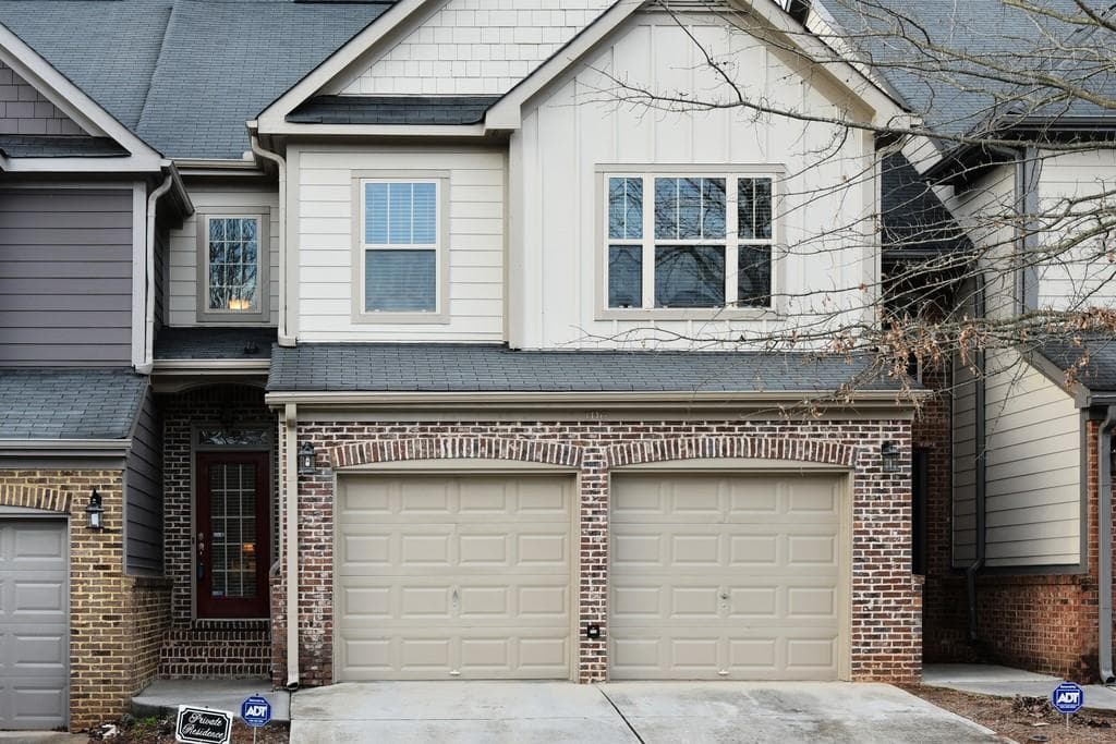 3 bedroom, 3 bathroom townhouse sold at 106 Grampian Way, Marietta, GA 30008