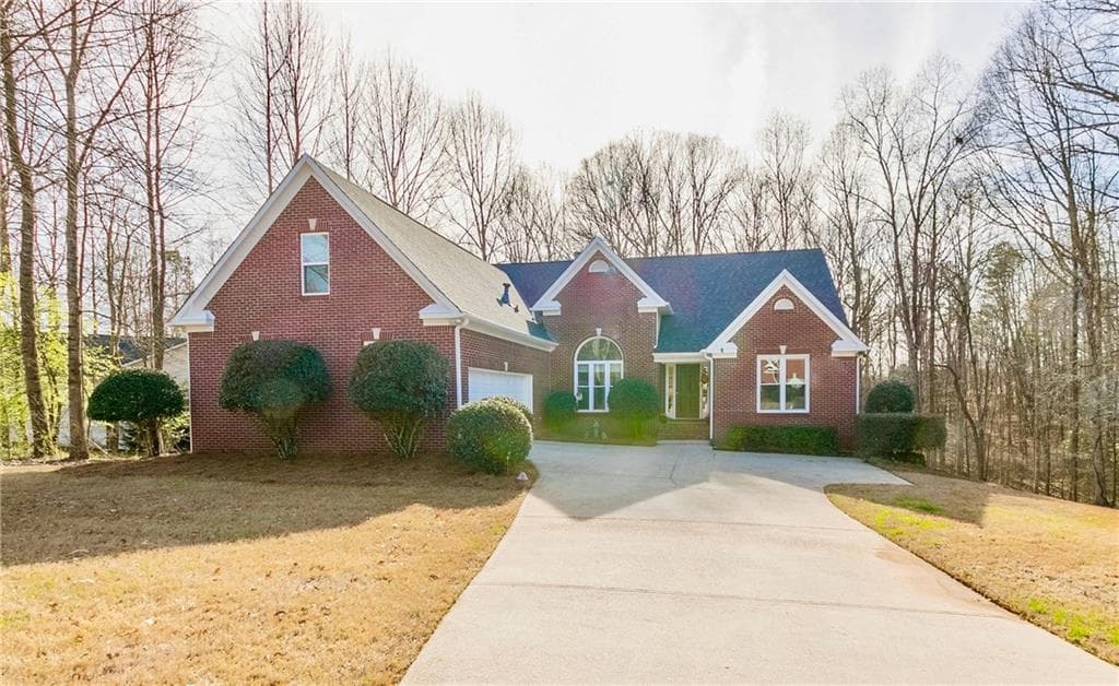 6172 Saddlehorse Drive, Flowery Branch, GA 30542 — most recent listing photo