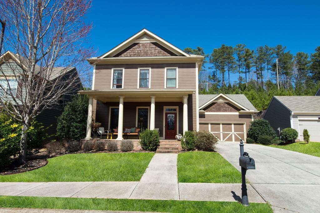 3 bedroom, 3 bathroom, 2,302 sq ft single family residence sold at 226 HALEYS Court, Woodstock, GA 30188