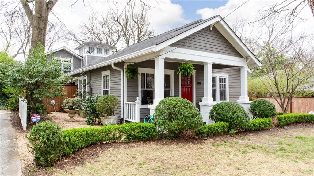 3 bedroom, 2 bathroom, 2,069 sq ft single family residence sold at 780 Verner Street, Atlanta, GA 30318