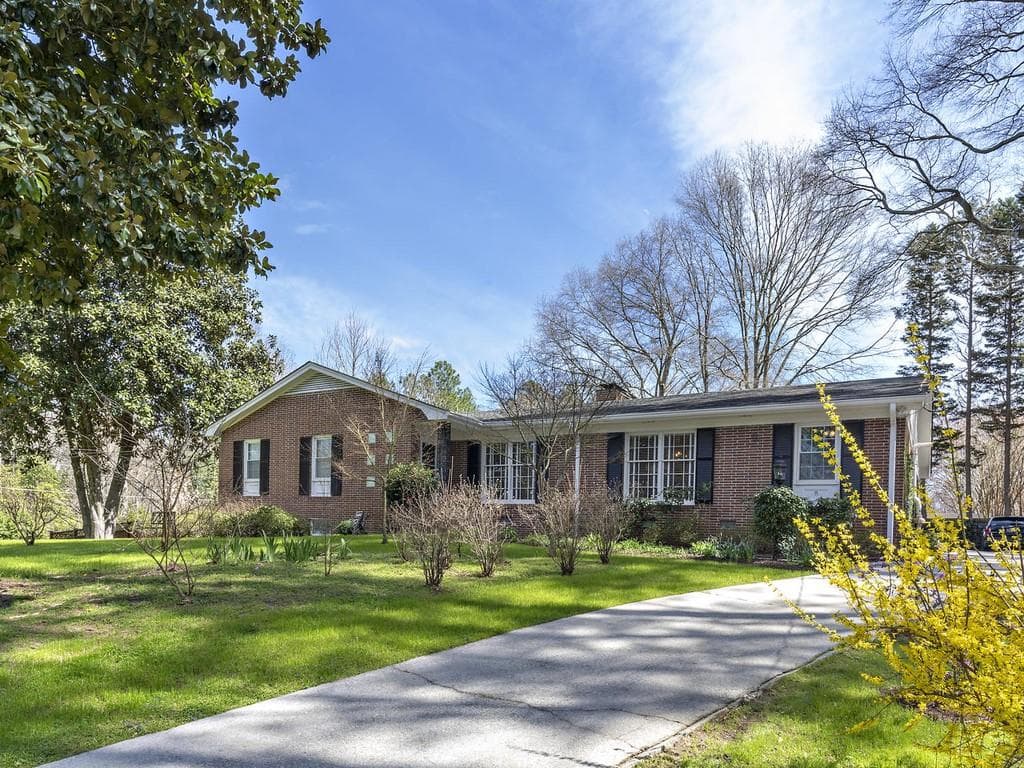 4 bedroom, 3 bathroom, 3,631 sq ft single family residence sold at 2027 ELDORADO Drive, Atlanta, GA 30345
