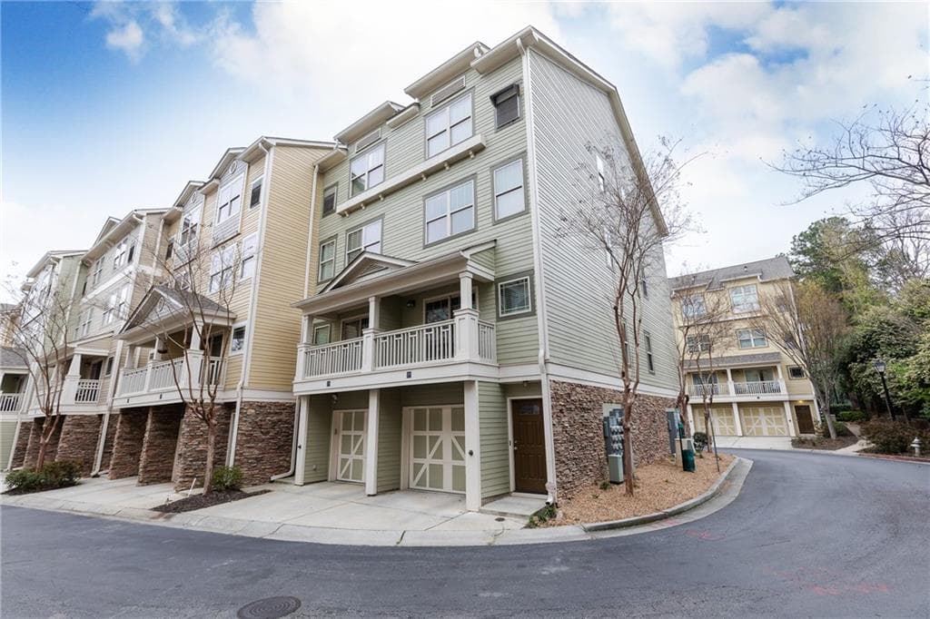 1 bedroom, 2 bathroom, 1,074 sq ft townhouse sold at 221 Semel Circle 277, Atlanta, GA 30309