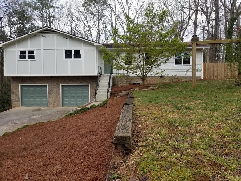 3 bedroom, 2 bathroom, 1,655 sq ft single family residence sold at 5523 Cheyenne Drive, Acworth, GA 30102
