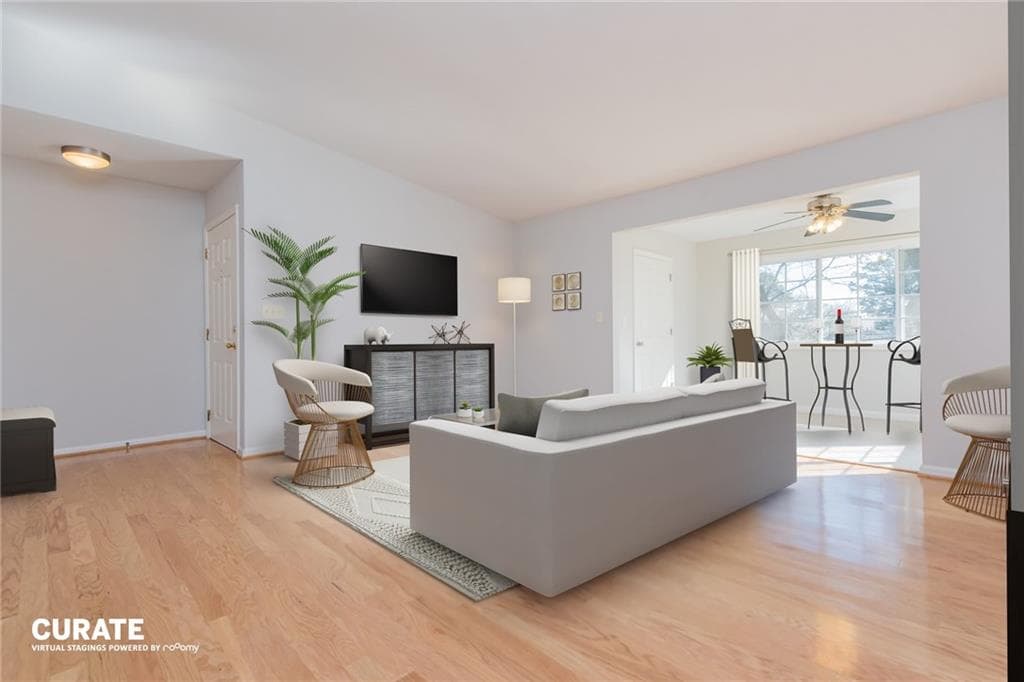 2 bedroom, 2 bathroom, 1,392 sq ft condominium sold at 1468 Briarwood Road 107, Brookhaven, GA 30319