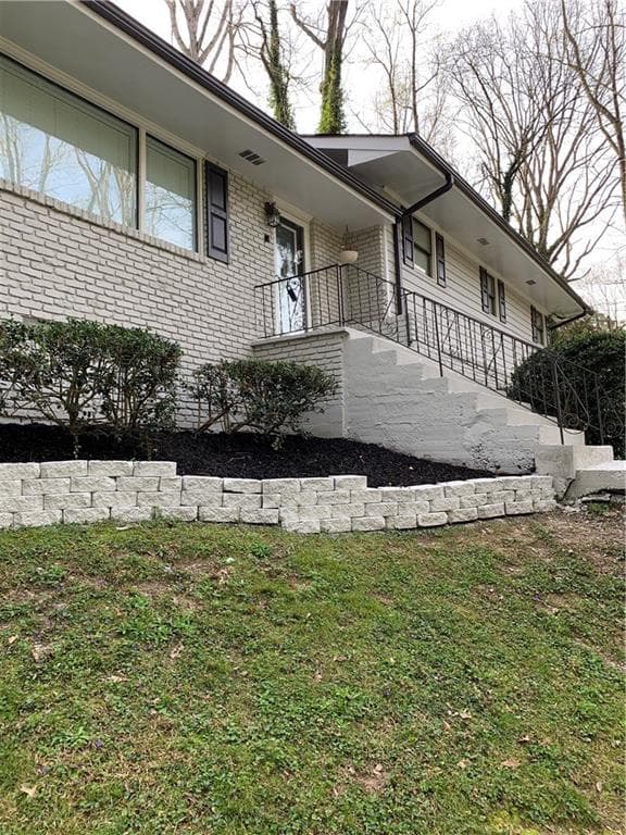 3 bedroom, 3 bathroom, 1,739 sq ft single family residence sold at 503 Collier Ridge Drive, Atlanta, GA 30318