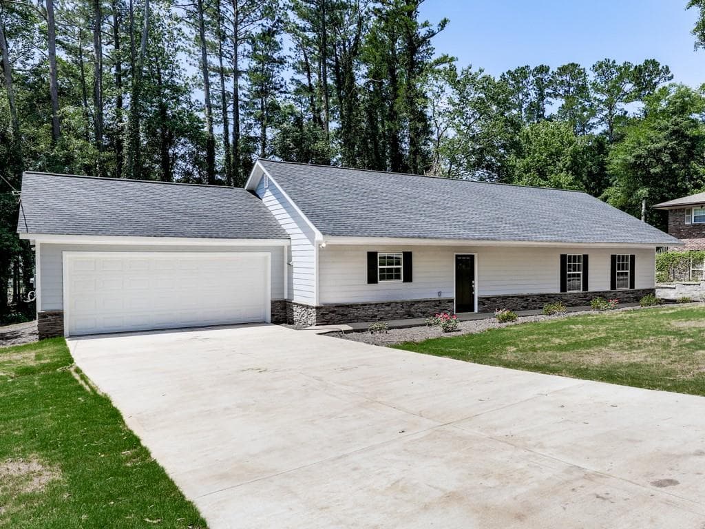 3 bedroom, 2 bathroom, 1,755 sq ft single family residence sold at 1002 Brackett Road, Marietta, GA 30066