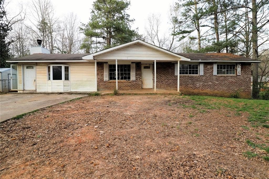1985 Chestnut Log Drive, Lithia Springs, GA 30122 — most recent listing photo