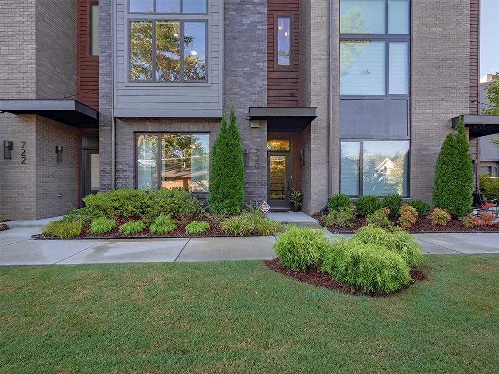 720 Oakview Road, Decatur, GA 30030 — most recent listing photo