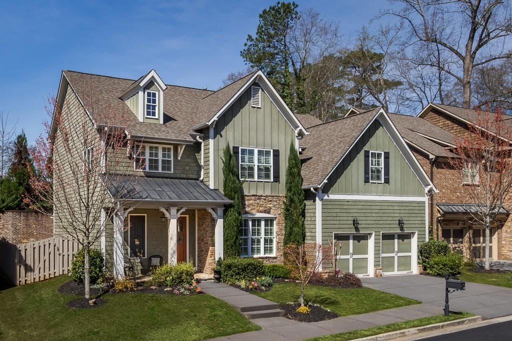 5 bedroom, 4 bathroom, 3,748 sq ft single family residence sold at 320 Valley Brook Way, Atlanta, GA 30342