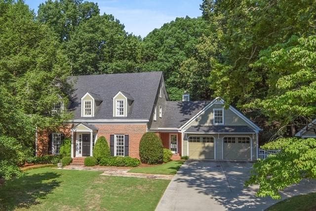 4 bedroom, 4 bathroom, 3,374 sq ft single family residence sold at 610 Chestnut Hall Lane, Atlanta, GA 30327