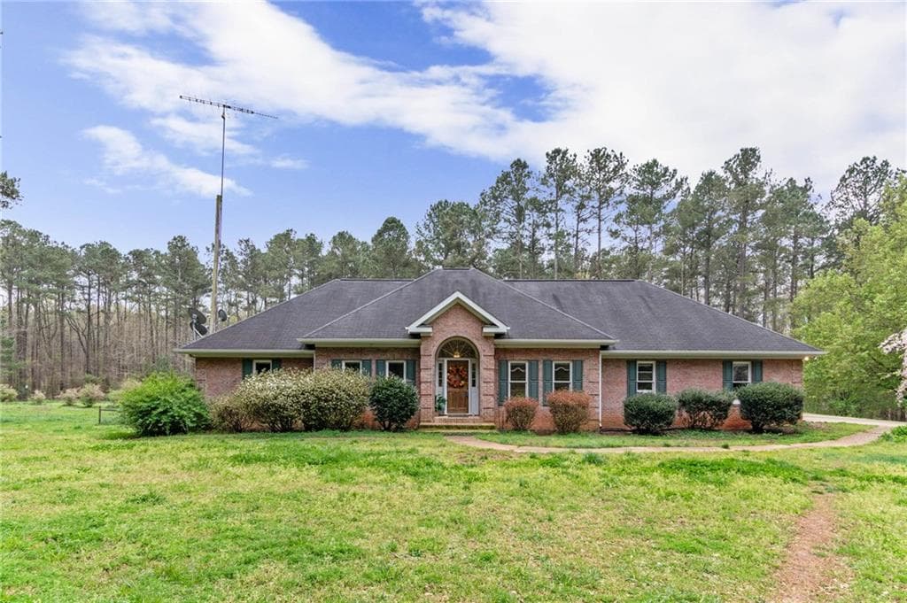 4 bedroom, 4 bathroom single family residence sold at 437 Hale Lane, Athens, GA 30607