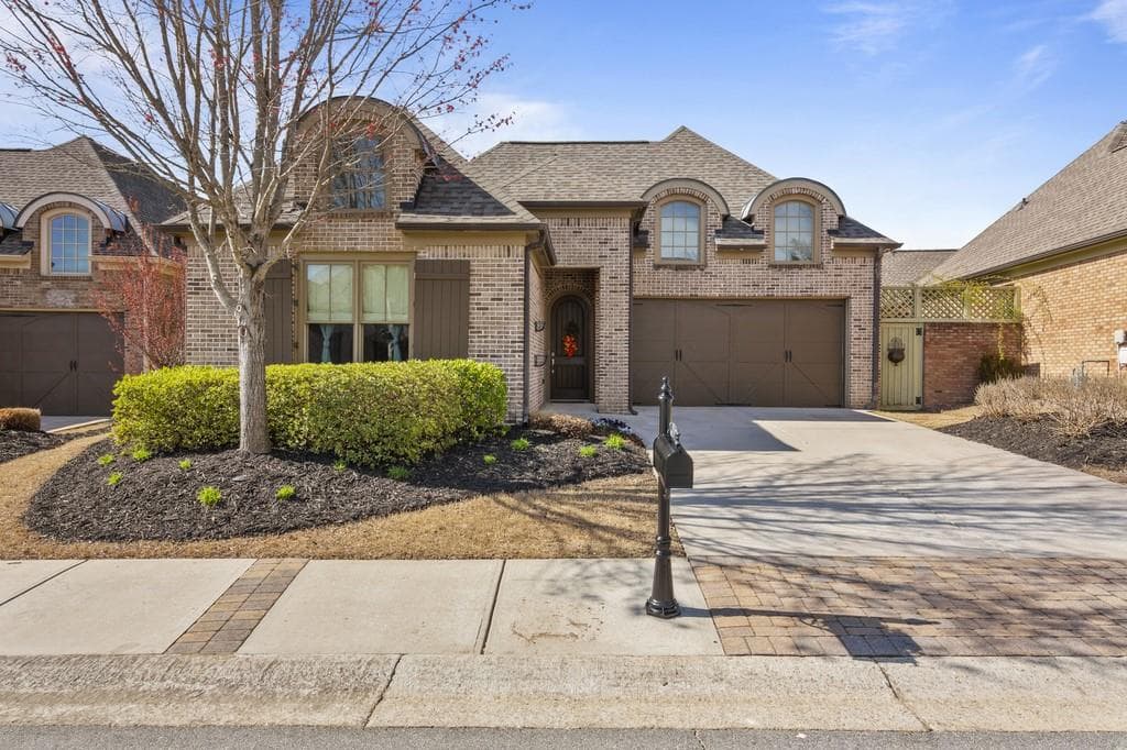 3 bedroom, 2 bathroom, 2,234 sq ft single family residence sold at 209 FREELON Lane, Woodstock, GA 30188