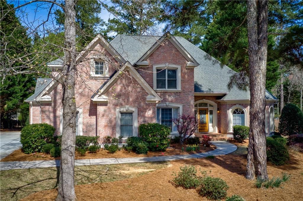 4 bedroom, 4 bathroom, 3,587 sq ft single family residence sold at 325 Antler Way, Alpharetta, GA 30005