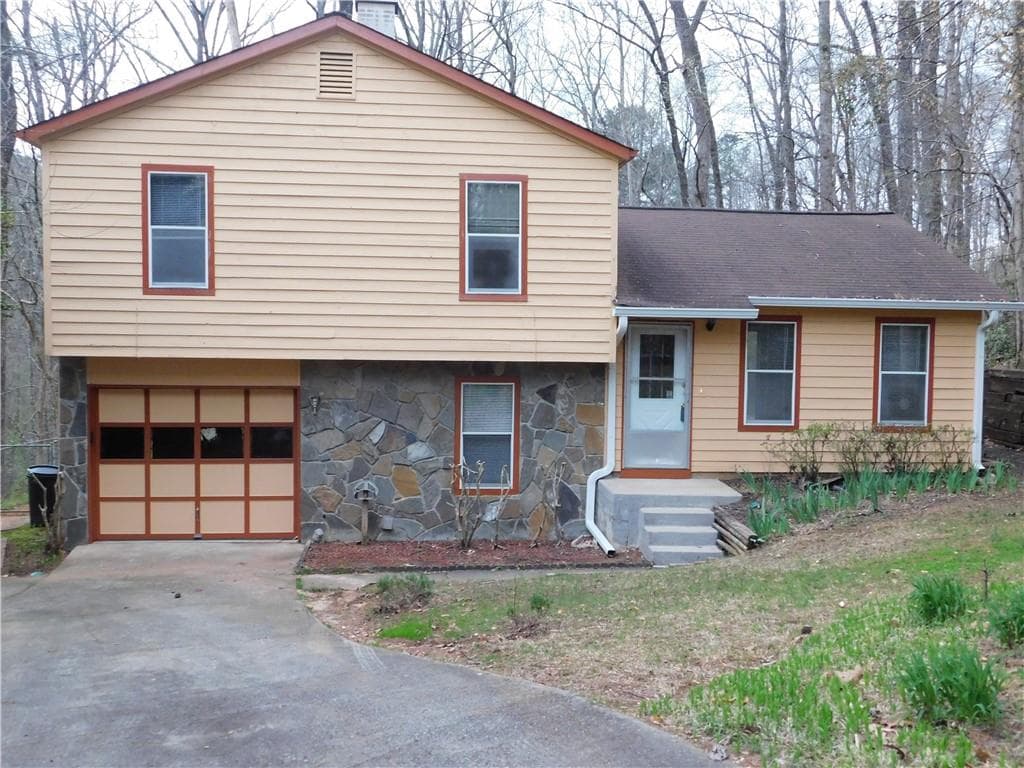 5235 Birdlake Drive, Lilburn, GA 30047 — most recent listing photo