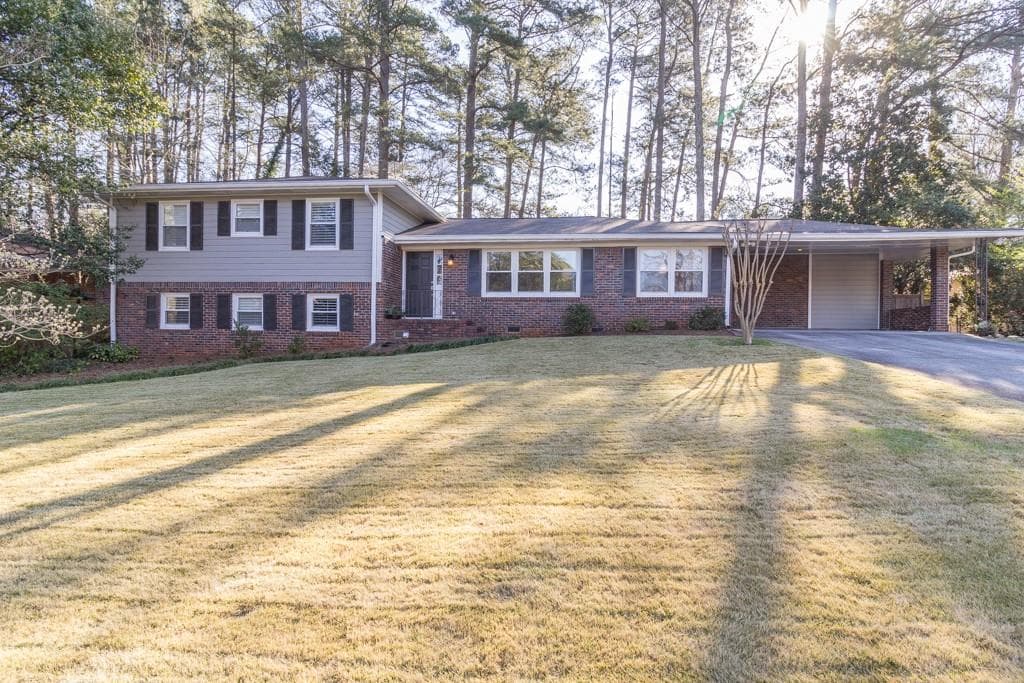 1655 Deerfield Circle, Decatur, GA 30033 — most recent listing photo