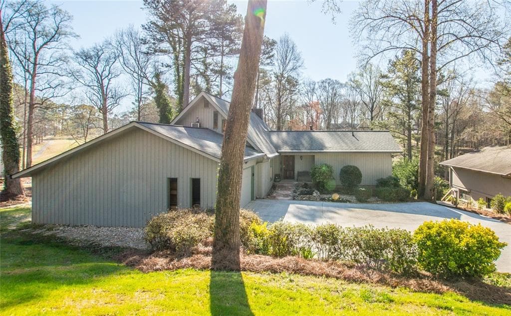 3483 Clubland Drive, Marietta, GA 30068 — most recent listing photo